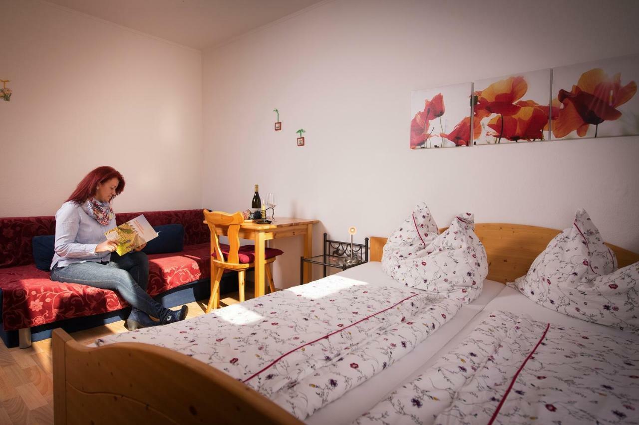 Weingut Familie Krell 호텔 Mitterretzbach 외부 사진